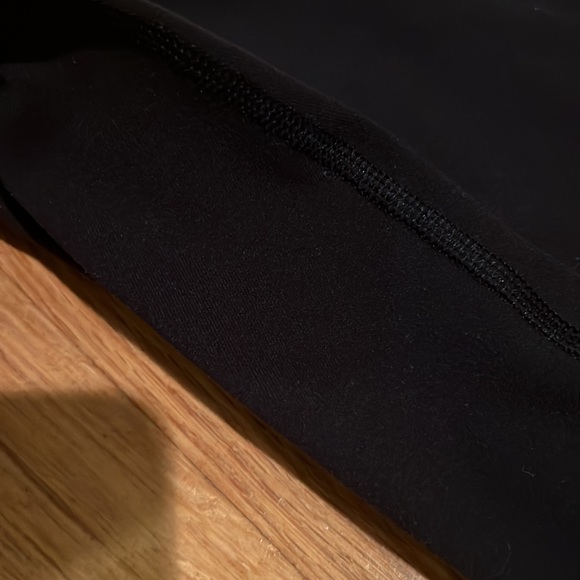 Lululemon Wunder Under 6 Black - Picture 3 of 4